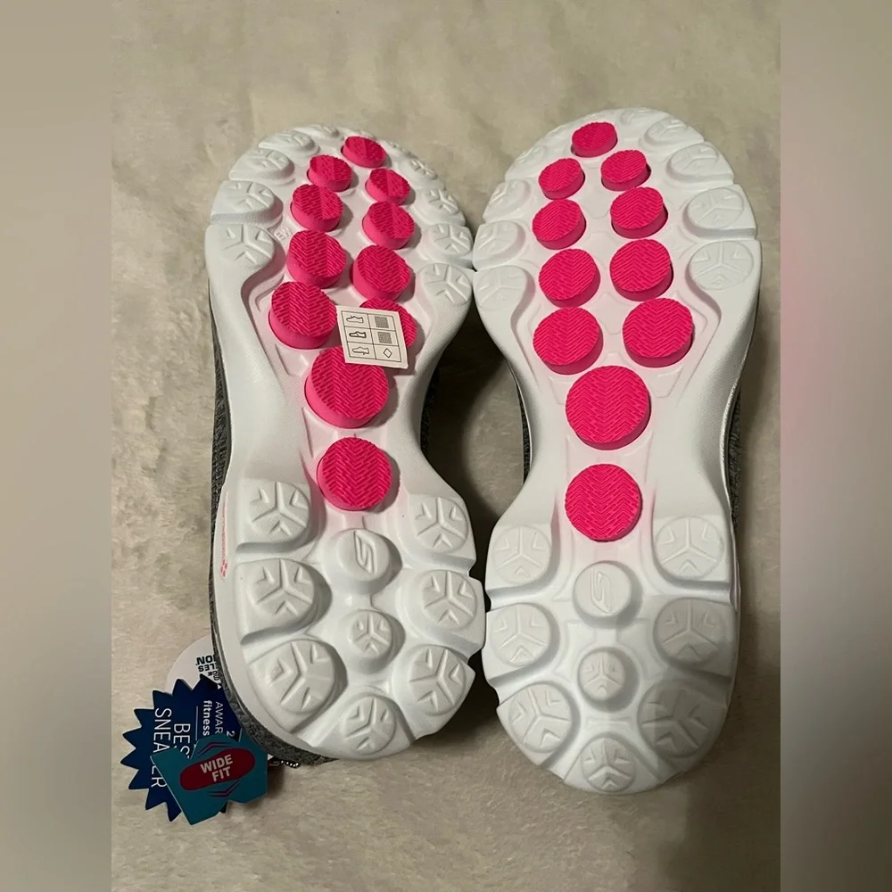 Skechers easy slip